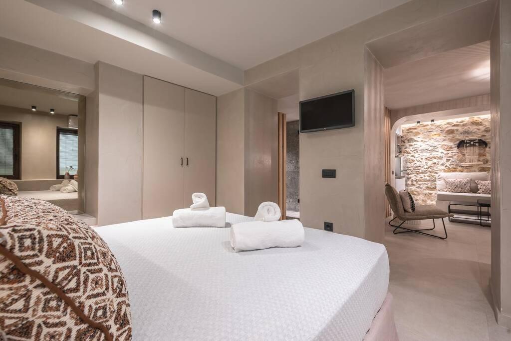 Apollonos 28 Luxury Suites 아테네 외부 사진