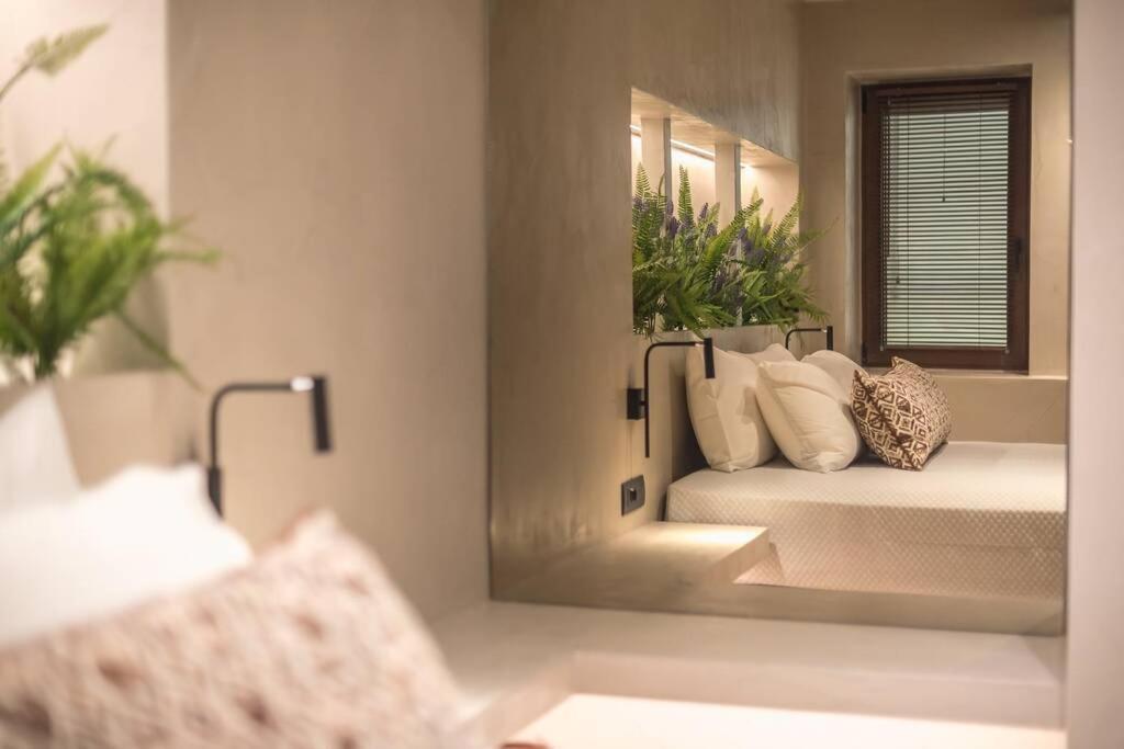 Apollonos 28 Luxury Suites 아테네 외부 사진