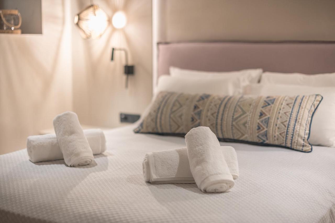 Apollonos 28 Luxury Suites 아테네 외부 사진
