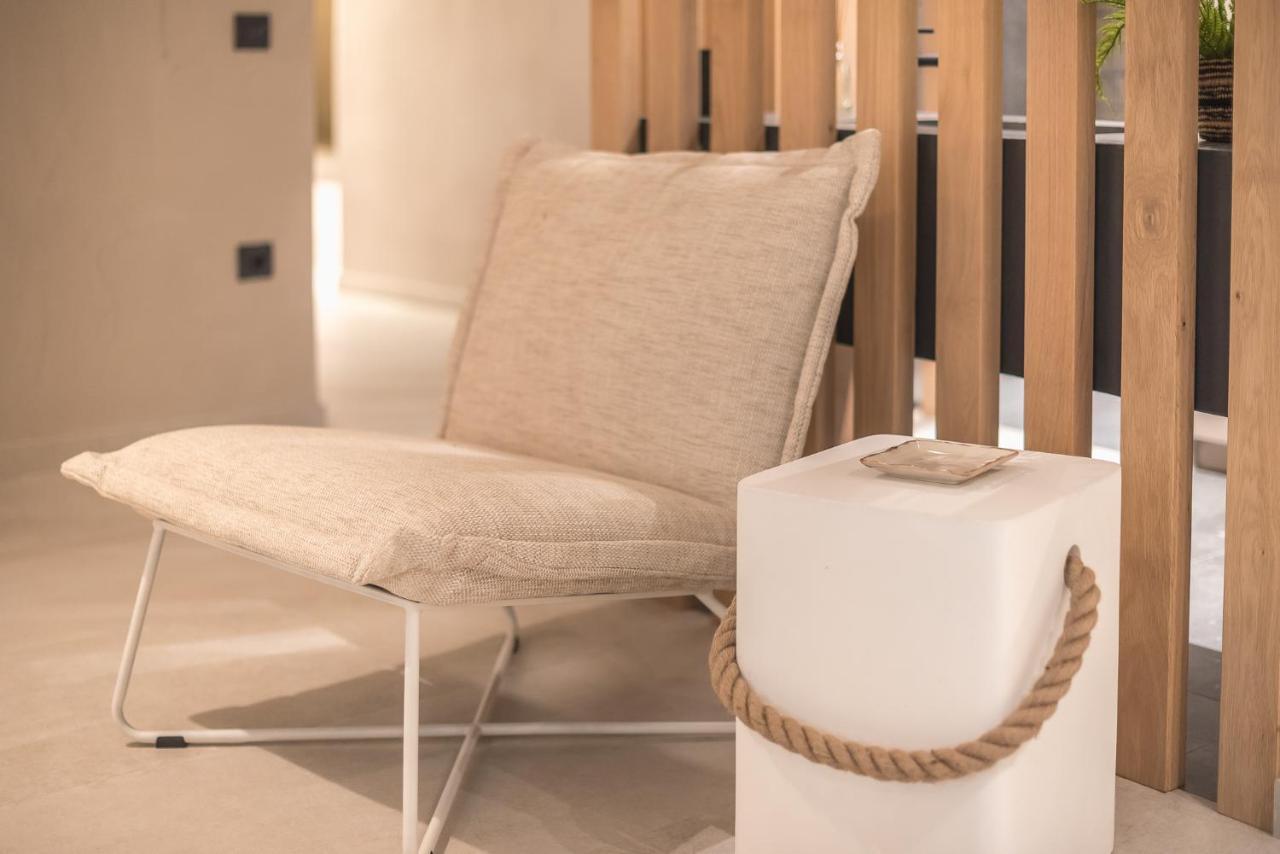 Apollonos 28 Luxury Suites 아테네 외부 사진