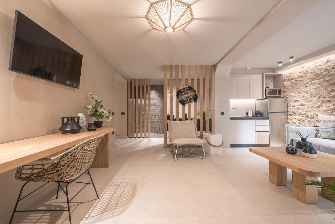 Apollonos 28 Luxury Suites 아테네 외부 사진