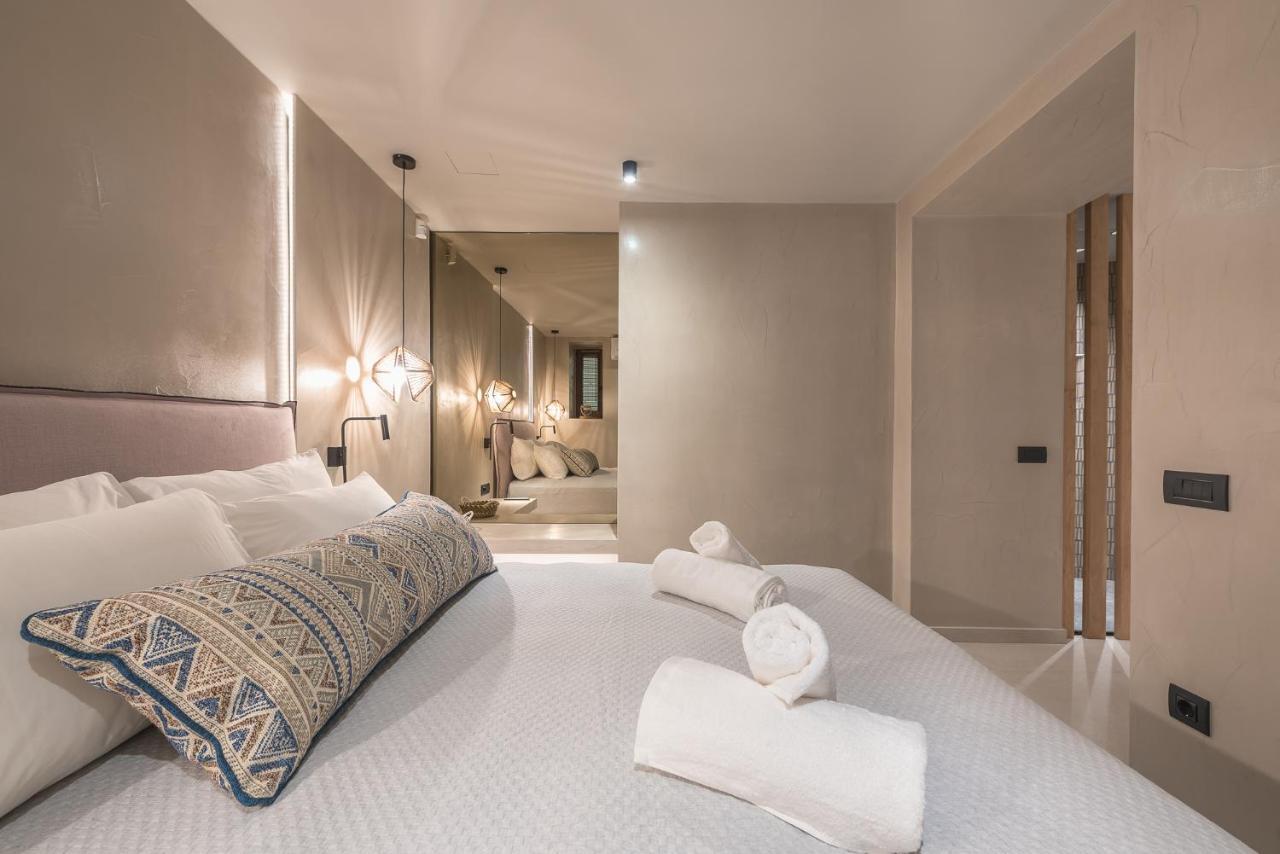 Apollonos 28 Luxury Suites 아테네 외부 사진